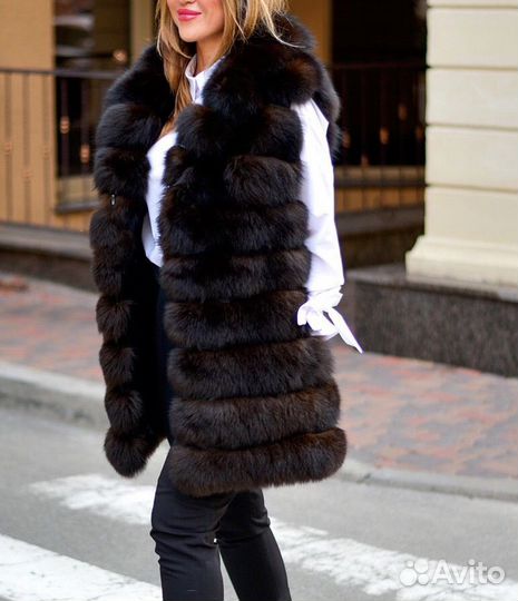 Меховая жилетка