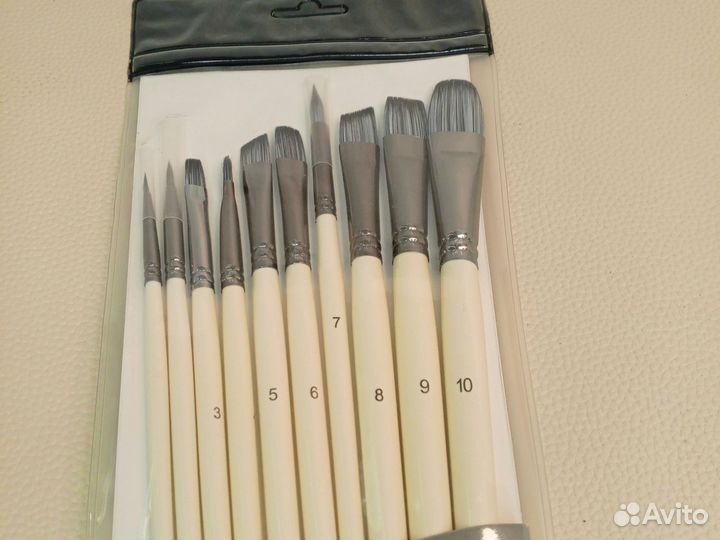 Набор профессиональных кистей для рисования