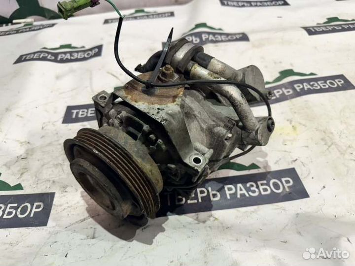 Компрессор кондиционера Volkswagen Passat B5 2004