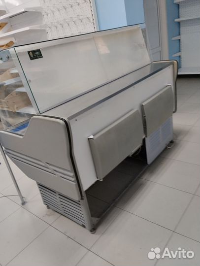 Холодильная витрина бу