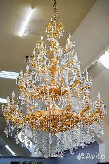 Большая потолочная хрустальная люстра новая