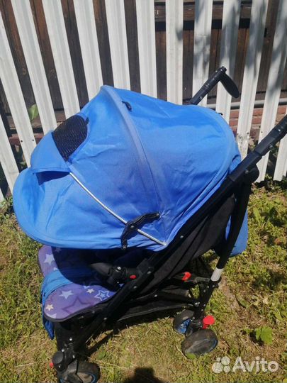 Прогулочная коляска