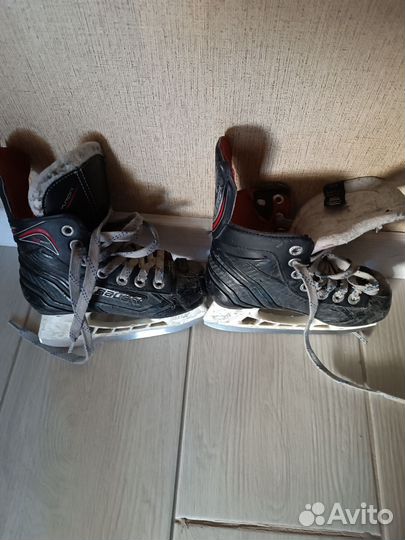 Коньки хоккейные детские 28 размер
