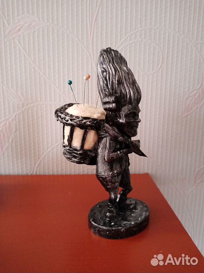 Игольницы. Хороши для подарка рукодельницам