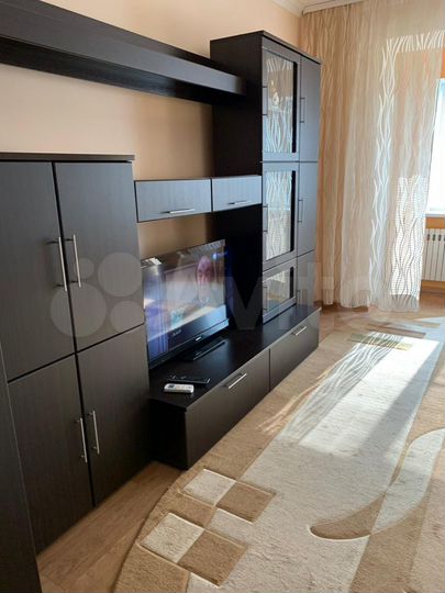 2-к. квартира, 60 м², 10/12 эт.