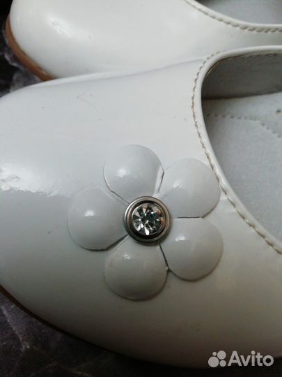 Туфли белые для девочки Ортман 35 размер