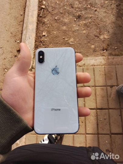 iPhone X, 64 ГБ