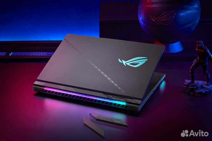 Asus ROG - 18.0