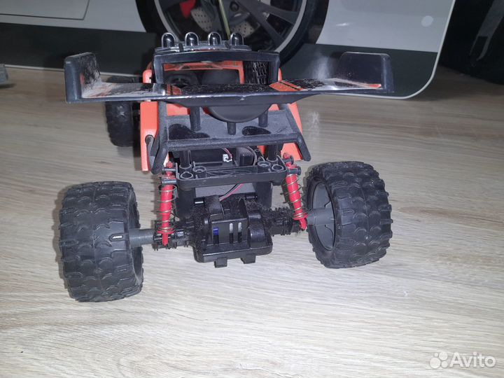 Машина на радиоуправлении