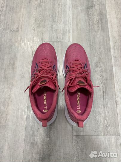 Кроссовки Saucony Kinvara 13