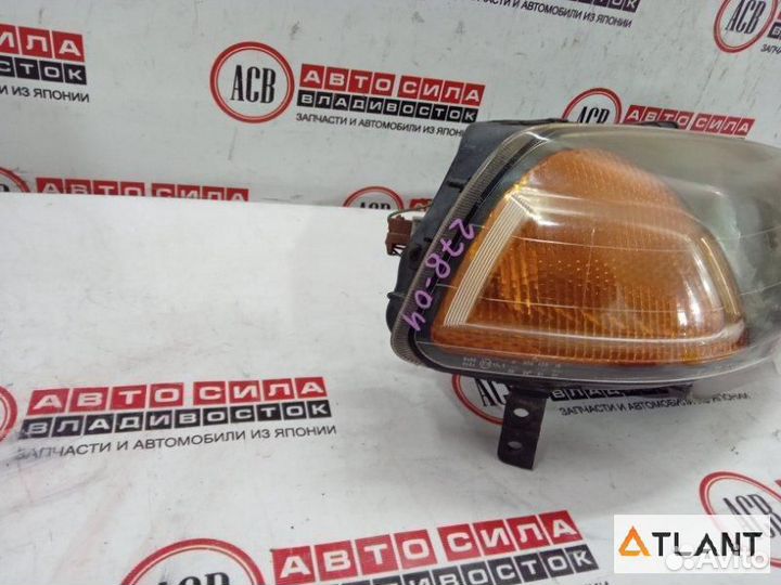 Фара правая honda HR-V