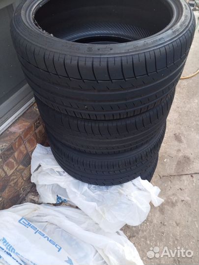 Triangle Sports TH201 255/35 R19 ZR