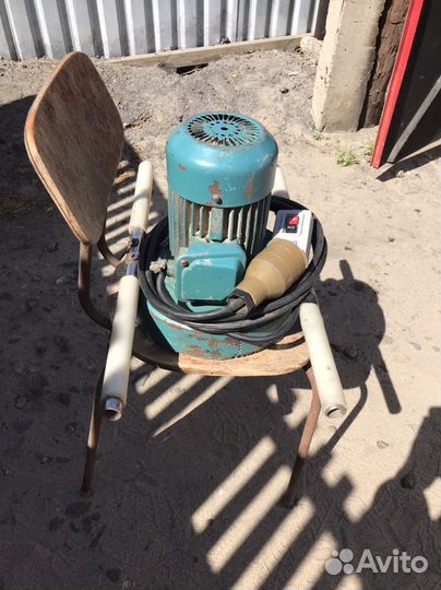 Крупорушка зернодробилка