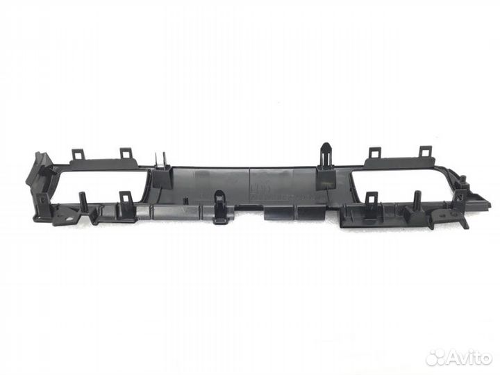 Накладка торпеды Mitsubishi Outlander 2020