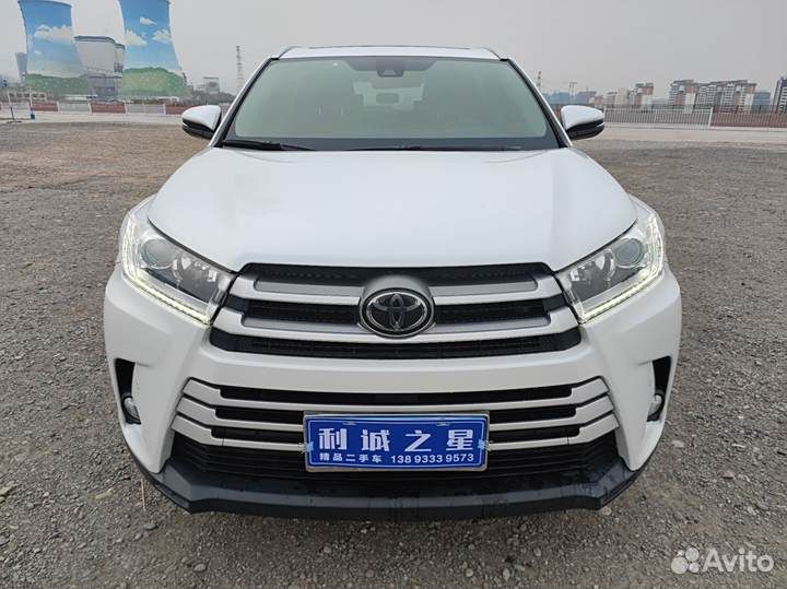 Toyota Highlander 2.0 AT, 2021, 28 000 км