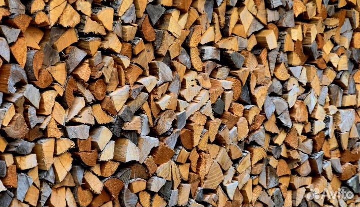 Наколотые дрова