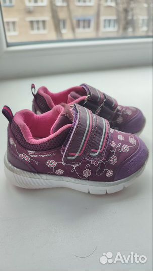 Кроссовки детские