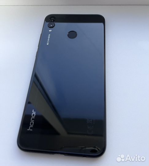 Телефон Honor 8х