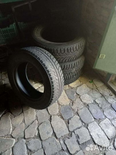 Bridgestone Ice Cruiser 7000 235/65 R17 108T