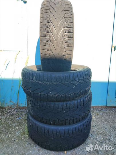 Nokian Tyres Hakkapeliitta R2 SUV 245/60 R18 109