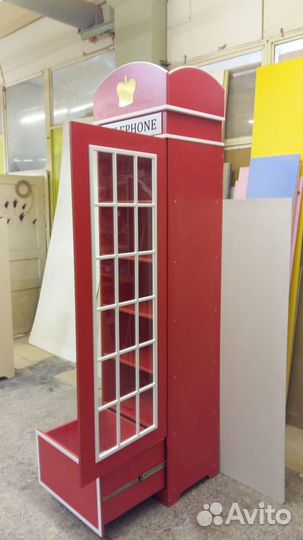 Красная Телефонная Будка Шкаф в детскую London-16