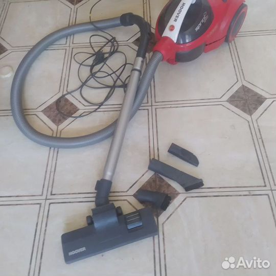 Продаю пылесос