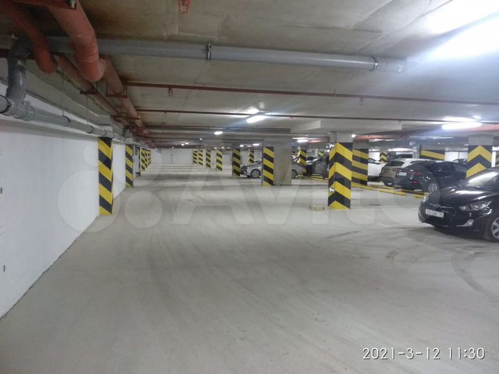 Машиноместо, 13 м²