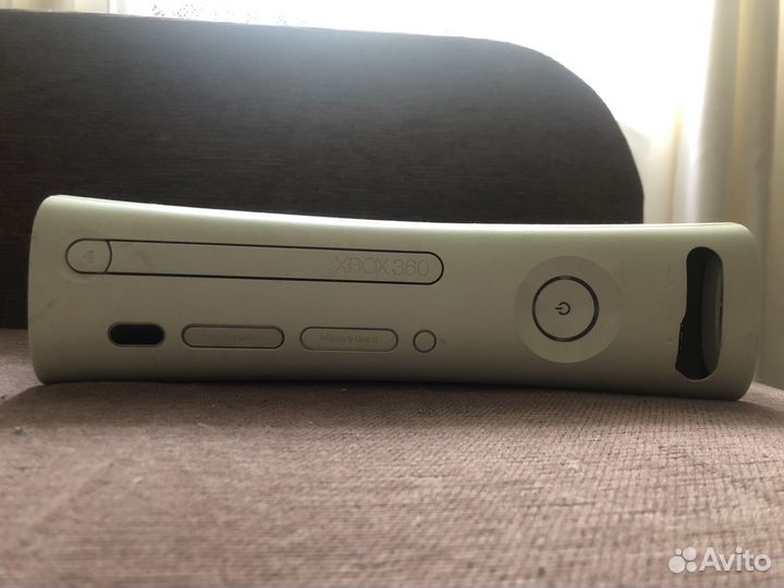 3 консоли Xbox 360