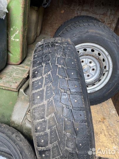 R16 Kumho 822 Power Guard AT 205/80, PCD 6x139.7 DIA 67.1