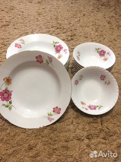 Тарелки и салатники Япония