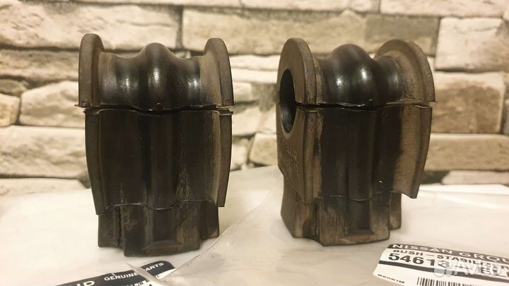 Втулки стабилизатора Nissan 54613EL000