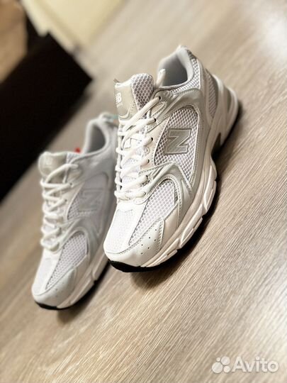 Кроссовки new balance 530