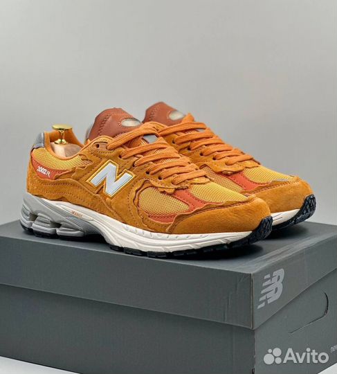 Кроссовки мужские New Balance 2002r