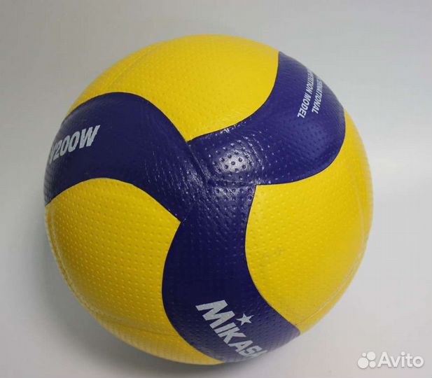 Волейбольный мяч Mikasa v200w