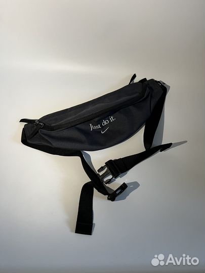 Nike сумка поясная