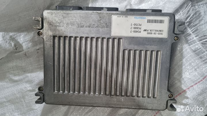 Контроллер гидравлики 7835-28-9000