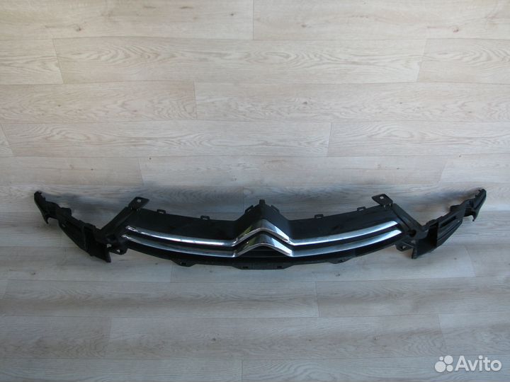 Citroen C4 Решетка радиаторов 2010+