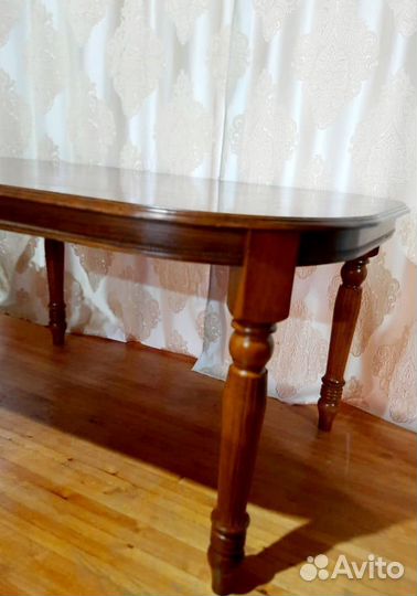 Стол Малайзия