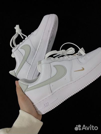 Nike Air Force 1 Low White Grey Gold