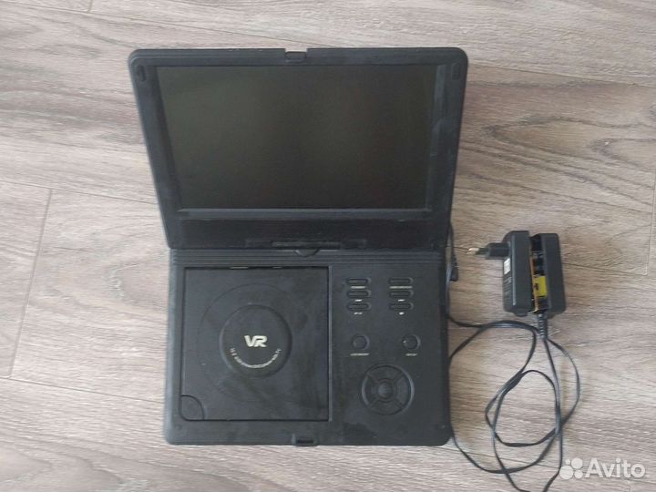 Портативный dvd плеер с экраном нерабочий
