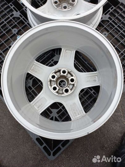 Диски R20 Land rover Defender 2