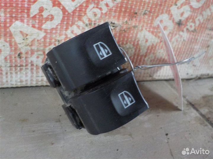 Блок управления стеклоподъемниками LADA X-Ray