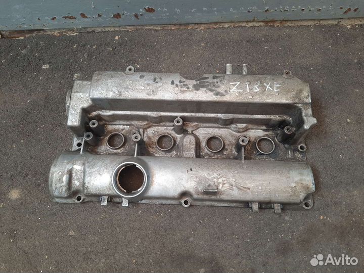 Клапанная крышка z18xe