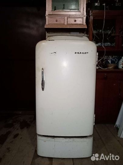 Холодильник советский