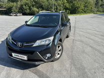 Toyota RAV4 2.0 CVT, 2015, 196 000 км, с пробегом, цена 2 300 000 руб.