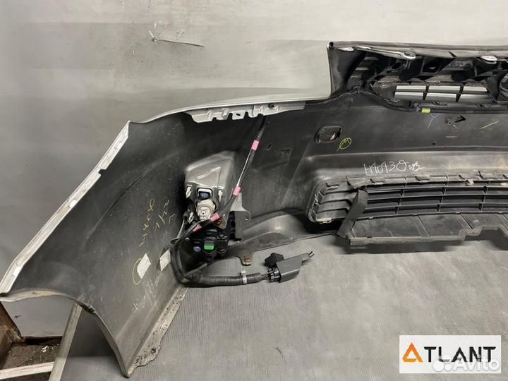 Бампер передний toyota prius