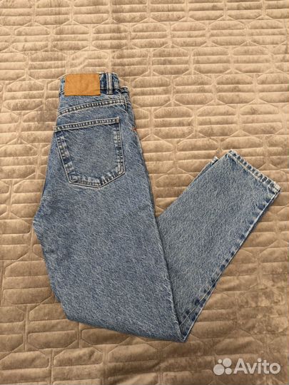 Джинсы Zara
