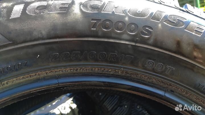 Bridgestone Ice Cruiser 7000S 225/60 R17