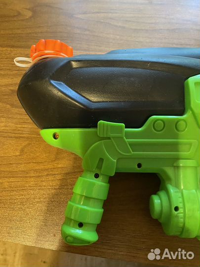 Пистолет водный детский