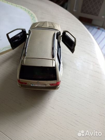 Модель bmw x5. 1:43